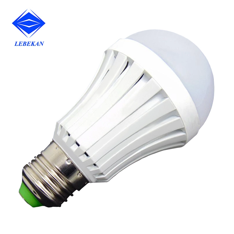 Indoor Outdoor Use E27 6500K Battery Charger Portable Rechargeable Emergency 7W 9W LED Bulb Light
