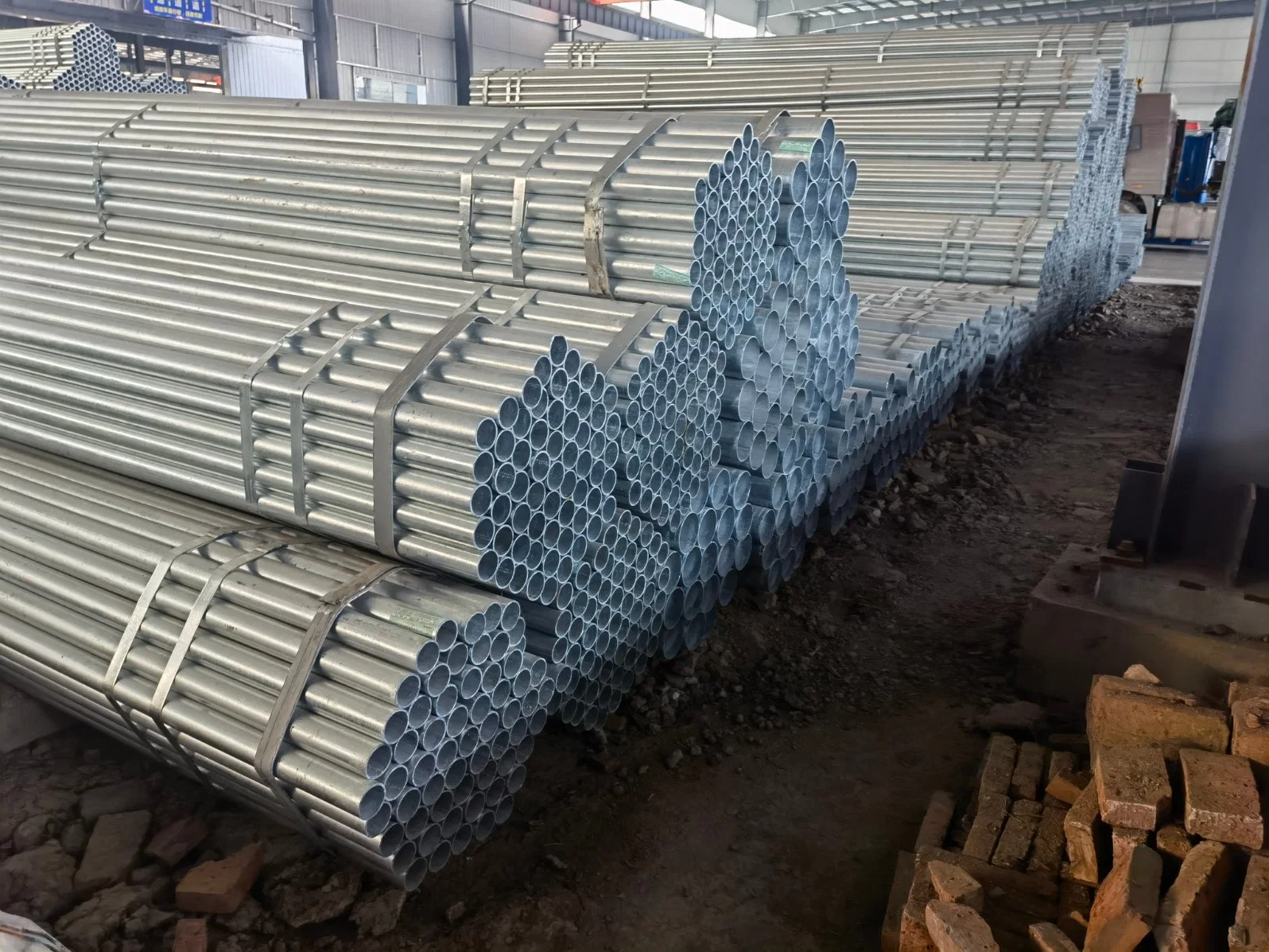 Soldar tubos de acero galvanizado hierro Gi Precio desde Originales de fábrica