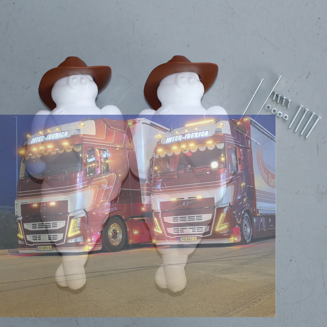 2PCS Bibendum Tire Figure Doll Cowboy Hat Truck LED Light