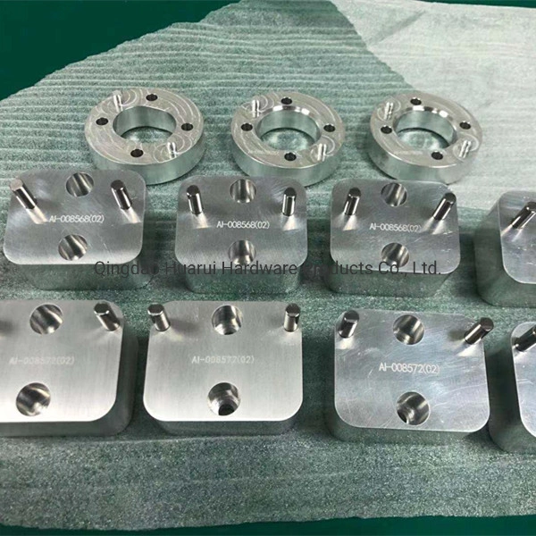 China fábrica de acero inoxidable hecho personalizado Glock Metal dore el interruptor automático de fresado de piezas de precisión de mecanizado CNC