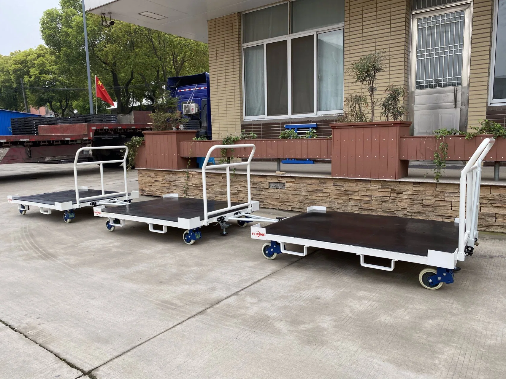 Proper Price Customized Top Quality Metal Hand Platform Trolley Cart