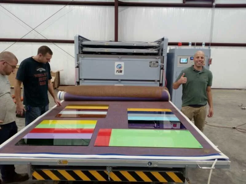 2022 Dernière machine de laminage/lamination de verre à 4 couches conçue pour une utilisation dans la construction en verre.