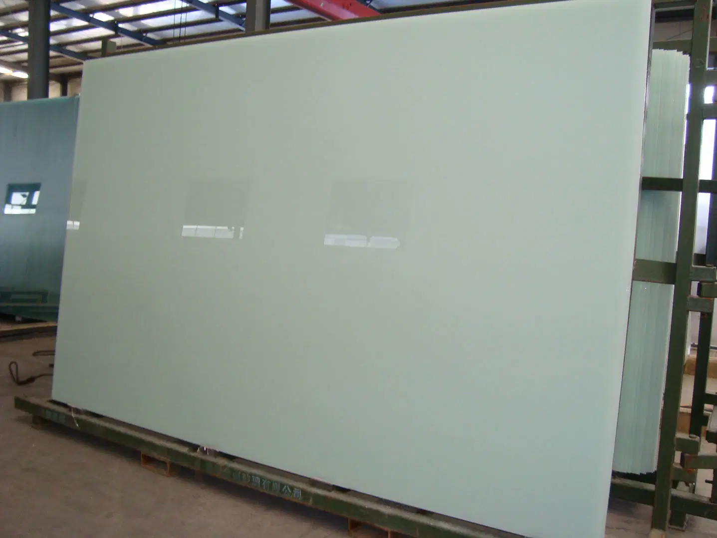 6mm Toughened Low Iron Tempered Back Painted/ Lacquered Glass for Kitchen Splashbacks