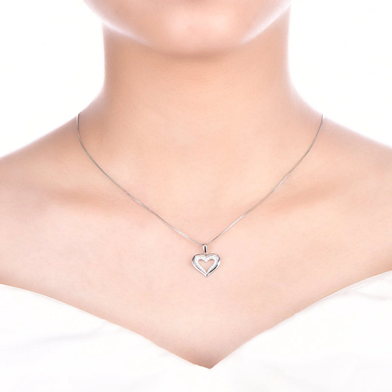 Halloween Diamond Jewelry Fashion Jewelry Ladies Classic Diamond Necklace Heart Shape Clavicle 14K White Gold Women&prime; S Heart Shape Necklace