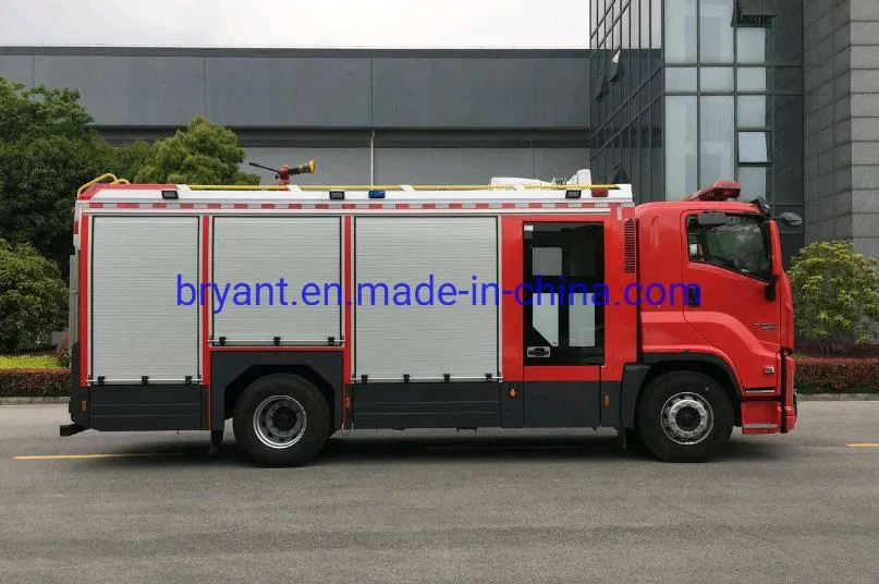 Isuzu GIGA Feuerwehrauto mit 8 Tonnen Wassertank