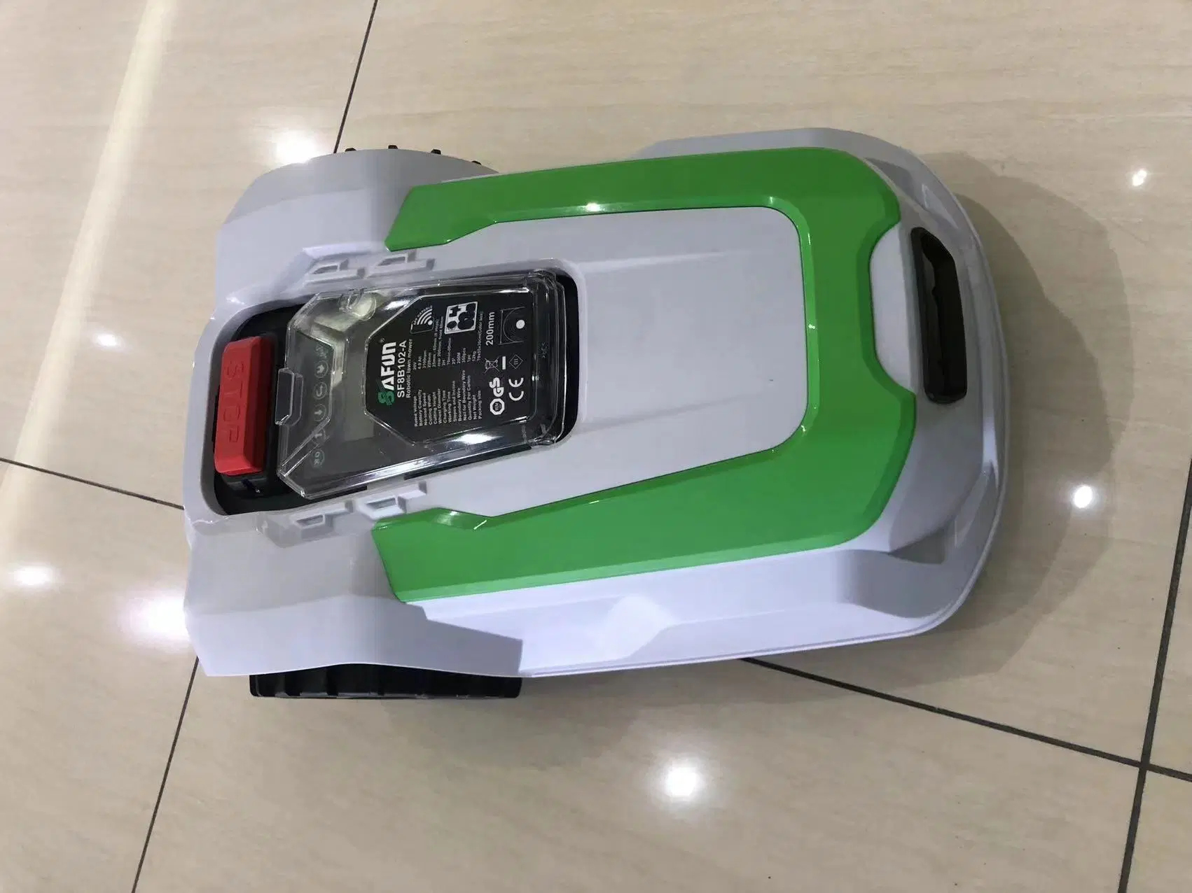 China Robot Lawn Mower automática GPS máquina de corte de césped Robótica Cortacéspedes Radar eléctrico WiFi Control remoto 3000 metros cuadrados