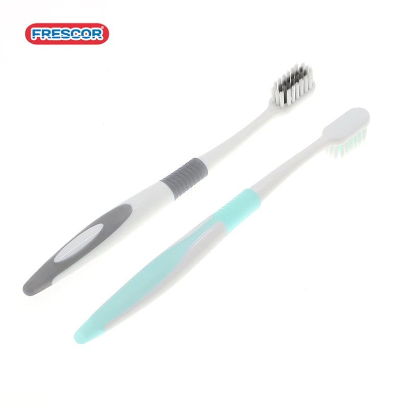 Fábrica Mayorista/Proveedor etiqueta privada cepillo de dientes para adultos para el cuidado oral personal Limpio