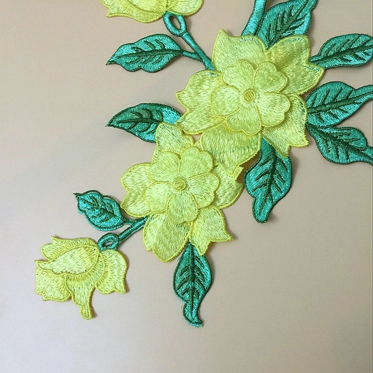 Wholesale/Supplier Custom Large Size Embroidery Flower for Backpacks and Wedding Dresses, etc