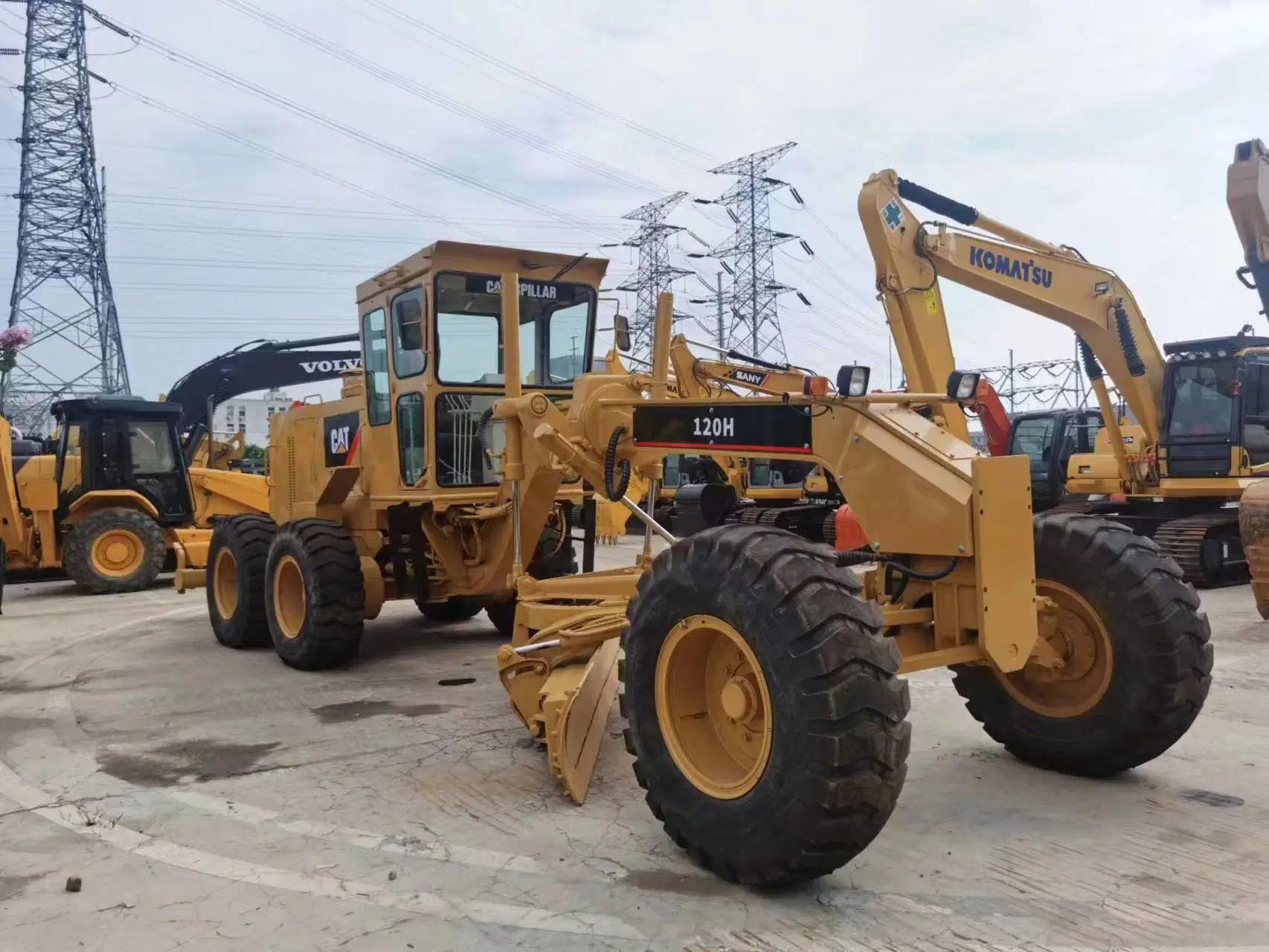 Moteur Caterpillar 120h neuf d'occasion à prix raisonnable