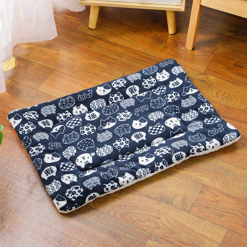 Wholesale/Supplier Thickened Warm Sleeping Mats Blankets for Cats and Dogs