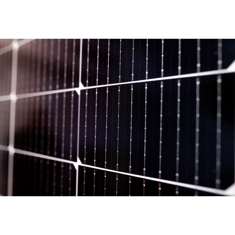 Renewable Solar Energy with High quality/High cost performance Solar Panels 665W Mono Solar Panel for Half Cell