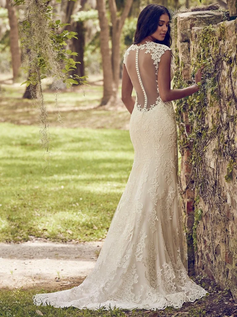 Sleeveless Bridal Ball Gowns Sheath Lace Wedding Dress Z617