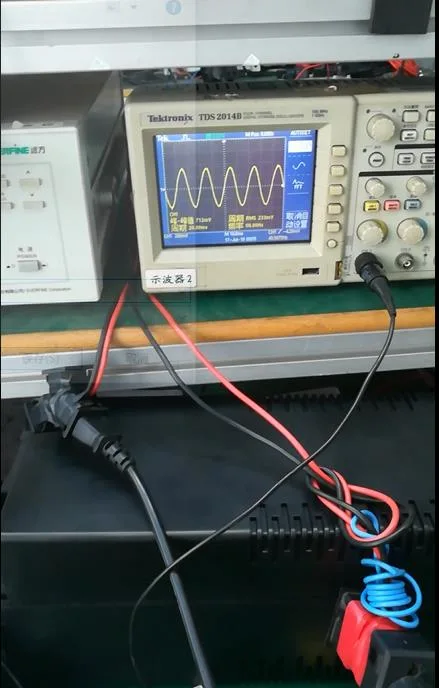 Power Inverter with 50A PWM Solar Controller Hybrid Solar Power Inverter