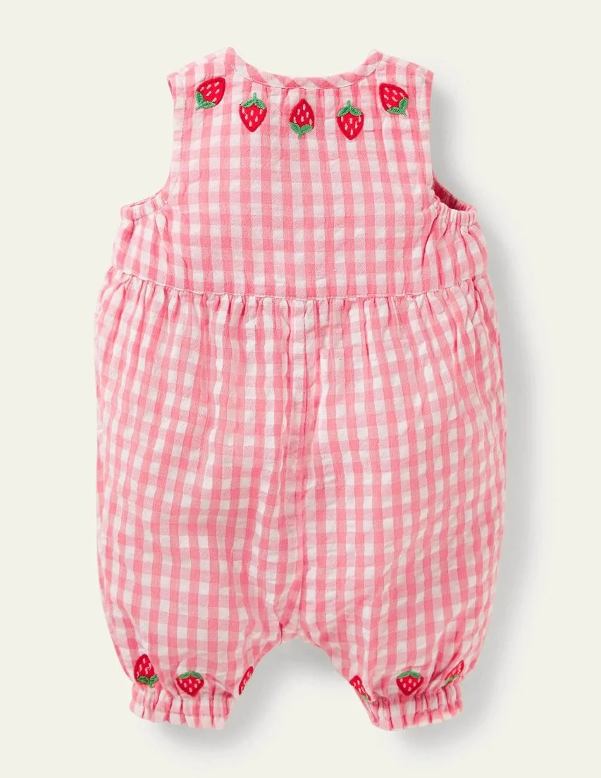 Summer Embroidery Strawberry Short Sleeves Infant Apparel Wholesale/Supplier Baby Clothes Cute Girl Cotton Toddler Rompers