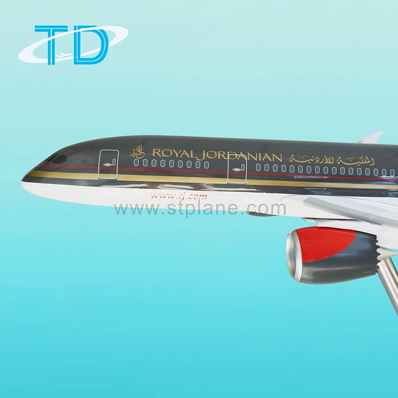 Royal Jordanian B787-8 1/50 Big Floor Aeroplane Model