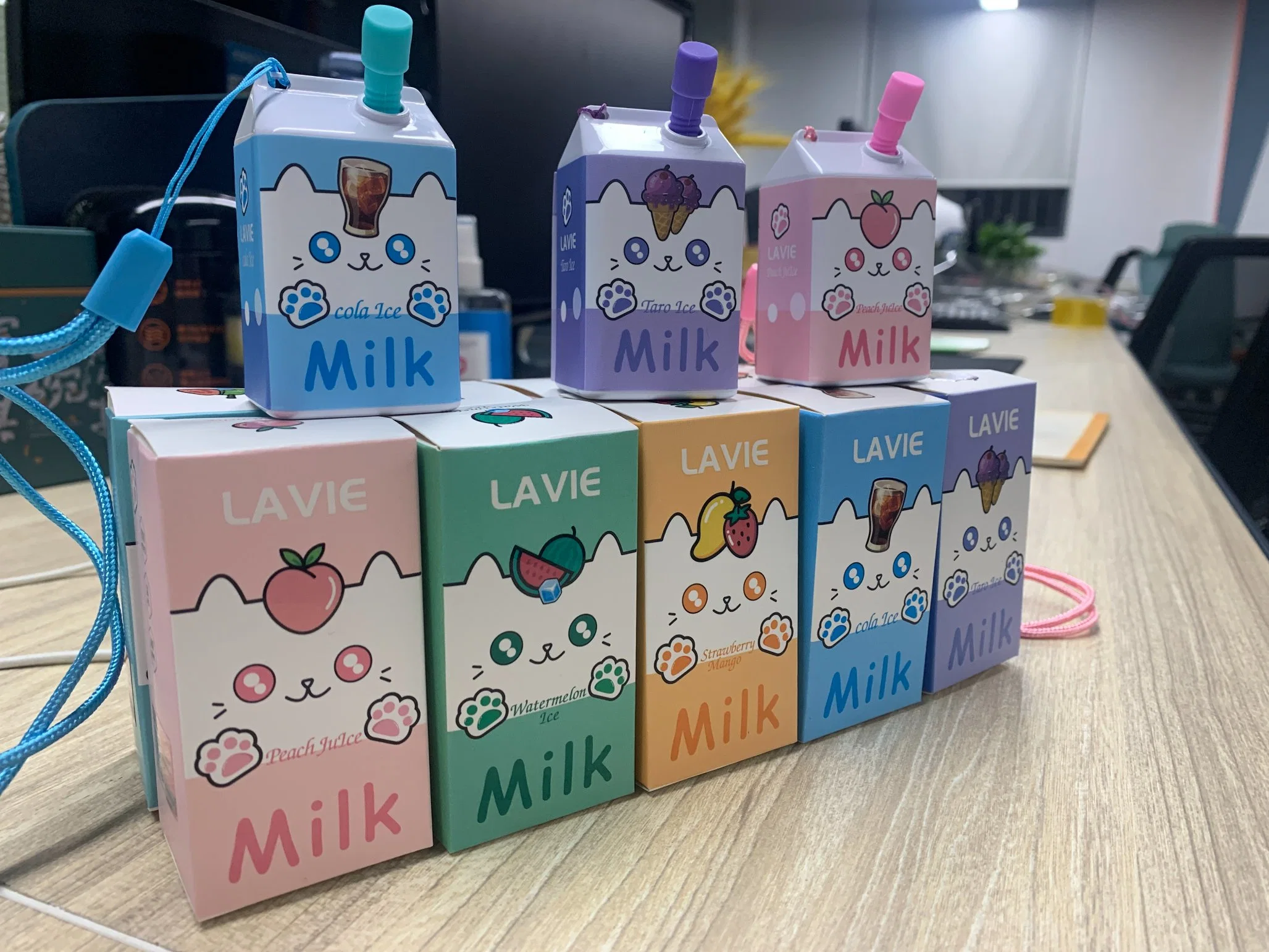 Lavie Milk 7000 Puffs Disposable/Chargeable Vape Vapor vape