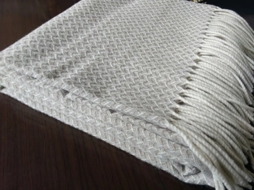Tejido 100% virgen pura lana merino con flecos de lanzar