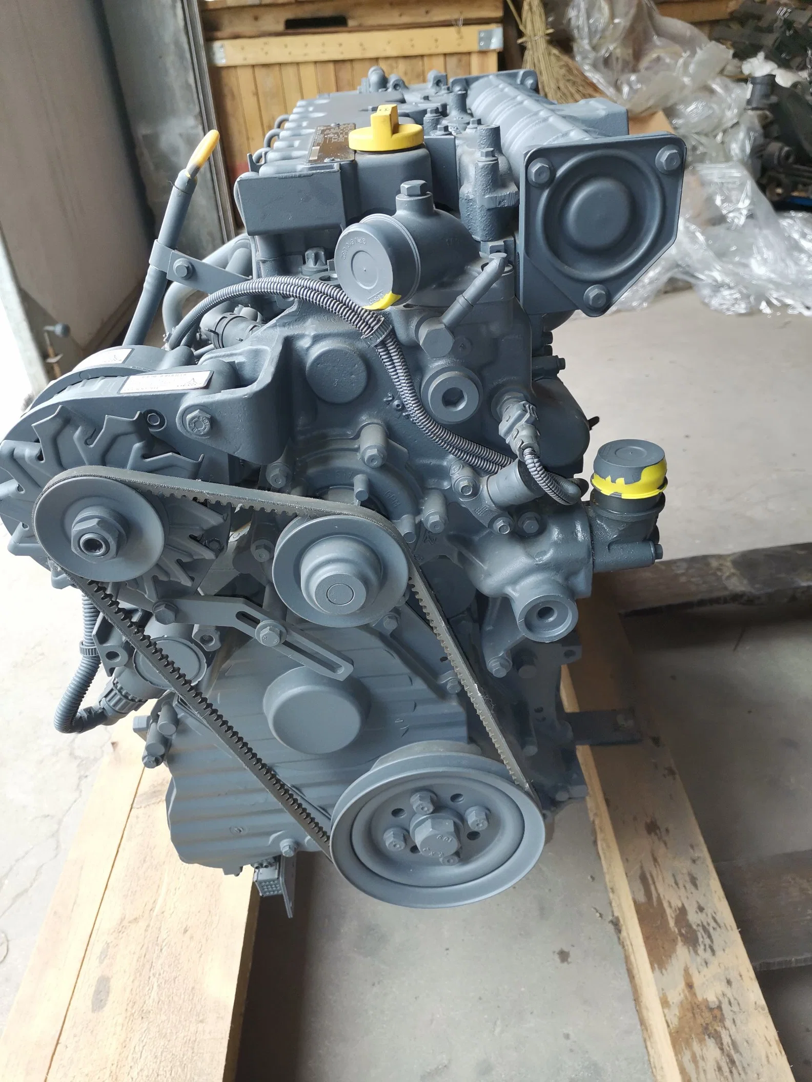 2600 Rpm 50 Kw Deutz Water Cooling Diesel Engine D2011L4w