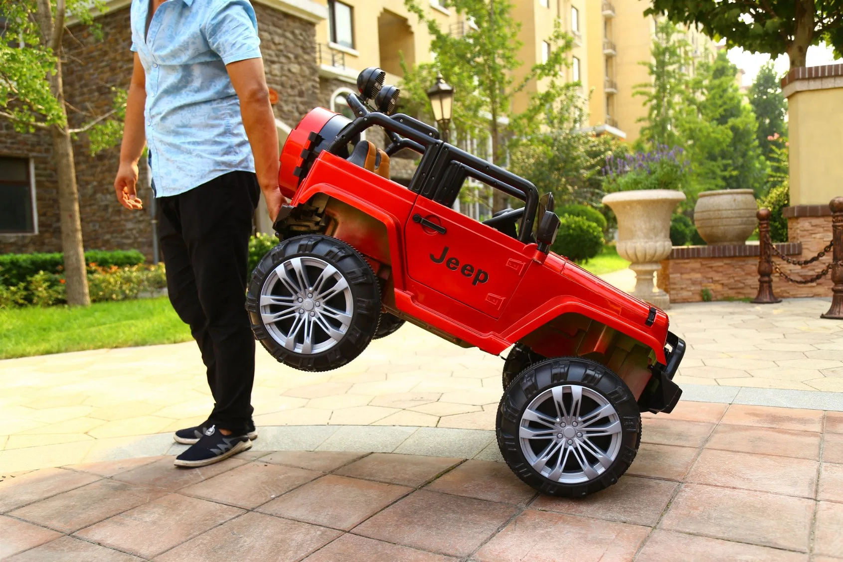 Jeep Model Kids Electric Ride on Car with RC Children Battery Powered Toy Car 4*4 Super Wheel Car