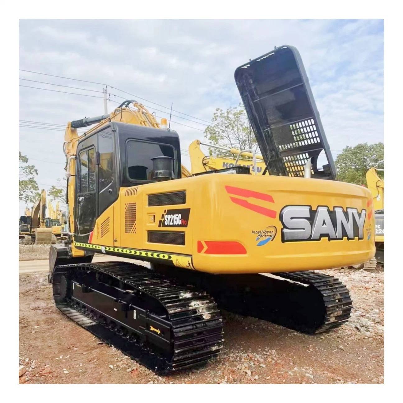 Excavatrice Sany215c d'occasion à vendre à bas prix. Machine à chenilles Sany 215cpro.