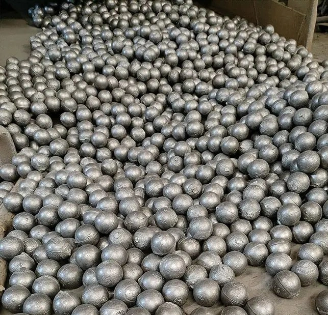 Dia. 30mm High Chrome Low Price Cast Grinding Steel Ball for Grinding Steel Ball Mill