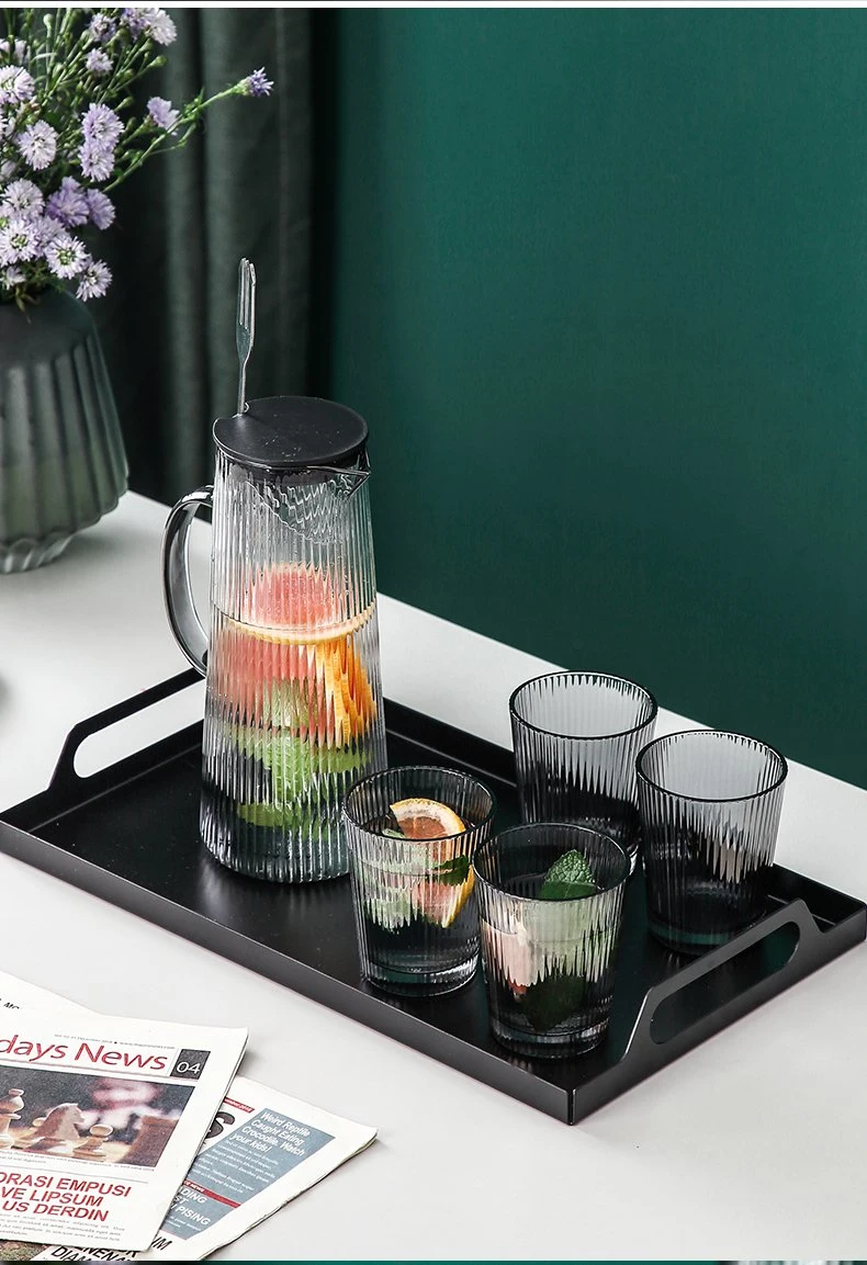 Hohe Borosilikatglas Handgefertigte Große Kapazität Haushalt Hitzebeständig Schwarz Farbe Glas Kühlung Obst Tee Wasserkocher Glas Wasser Pitcher Set