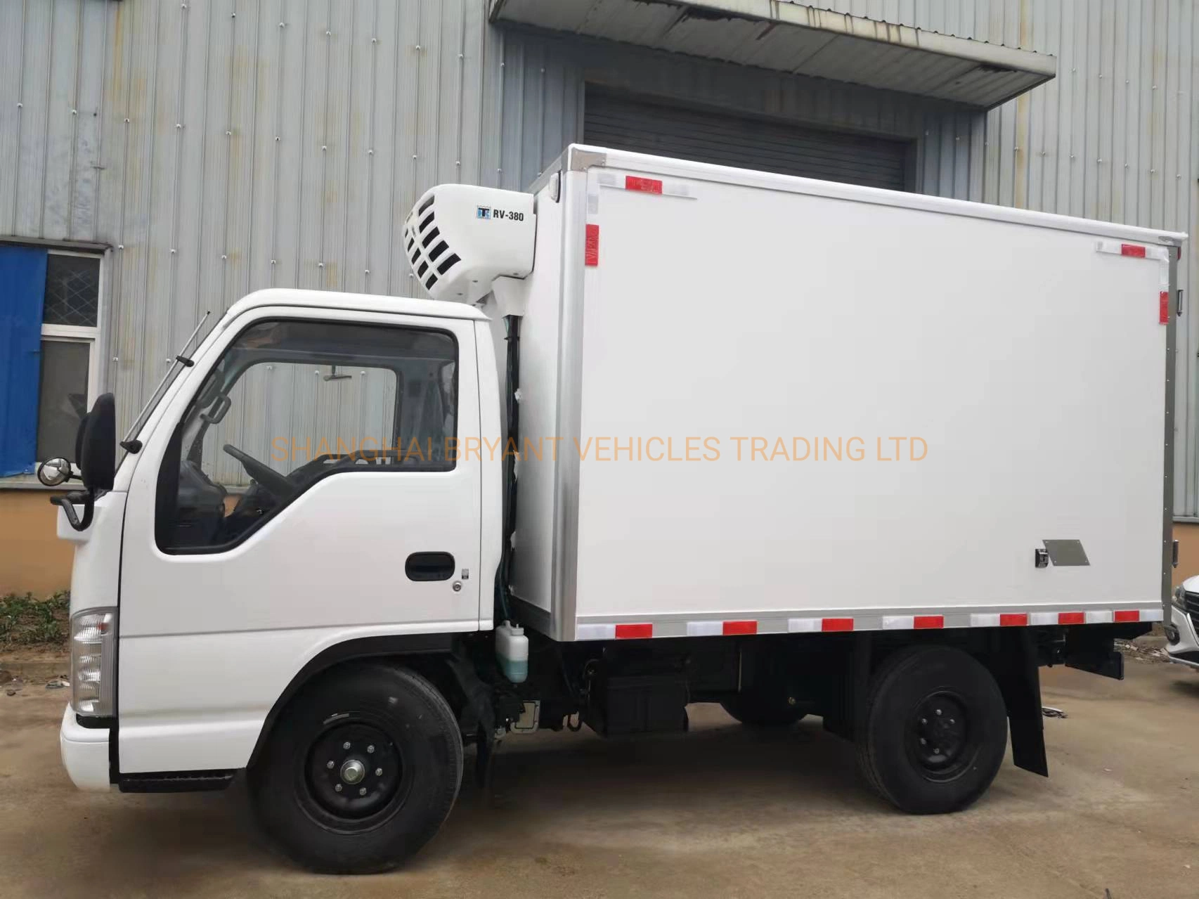 Isuzu 100p Refrigerated Refrigerator Truck 4X2 Freezer Freezon Cargo Van Refrigerator Truck