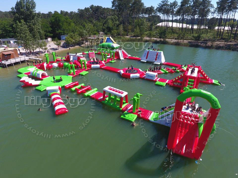 Commercail Adult Inflatable Floating Giant Water Park Equipment for Sale