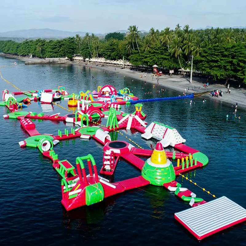 China Manufacturer New Design Inflatable Floating Water Park Obstacle Course