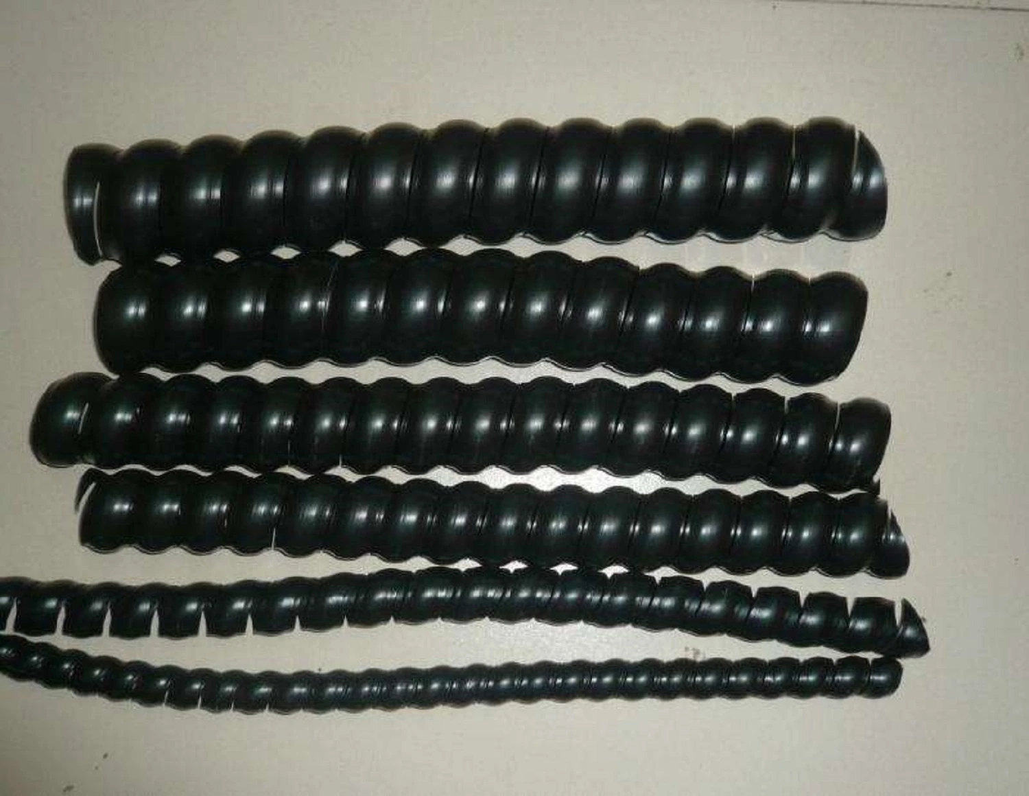 High quality/High cost performance  Colorful PP Spiral Rubber Hose Protector Cover