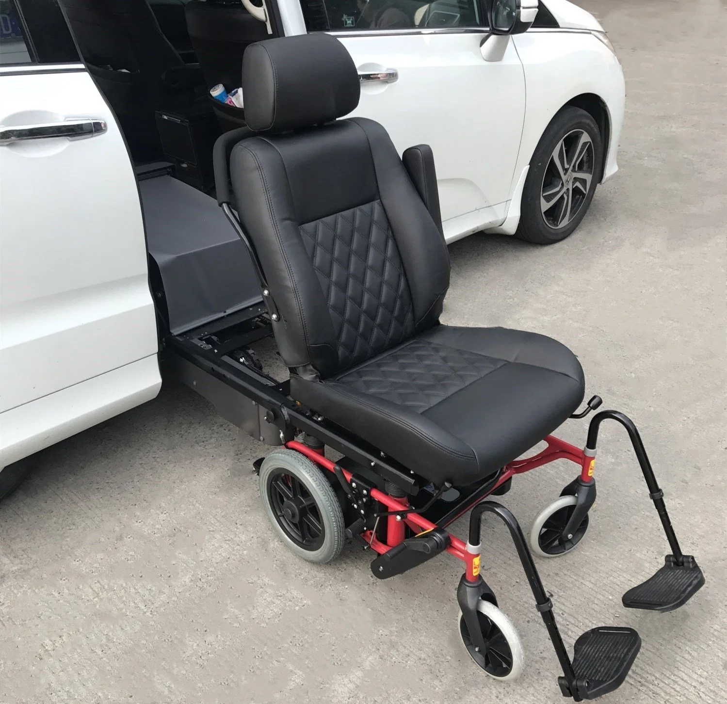 Slift-R-PRO-W Swivel Car Seat with Wheelchair for Disabled and Elderly