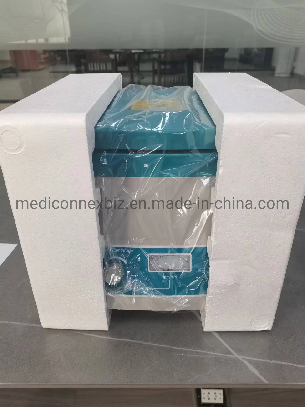 Medical Laboratory Equipment Portable Centrifuge 80-2b