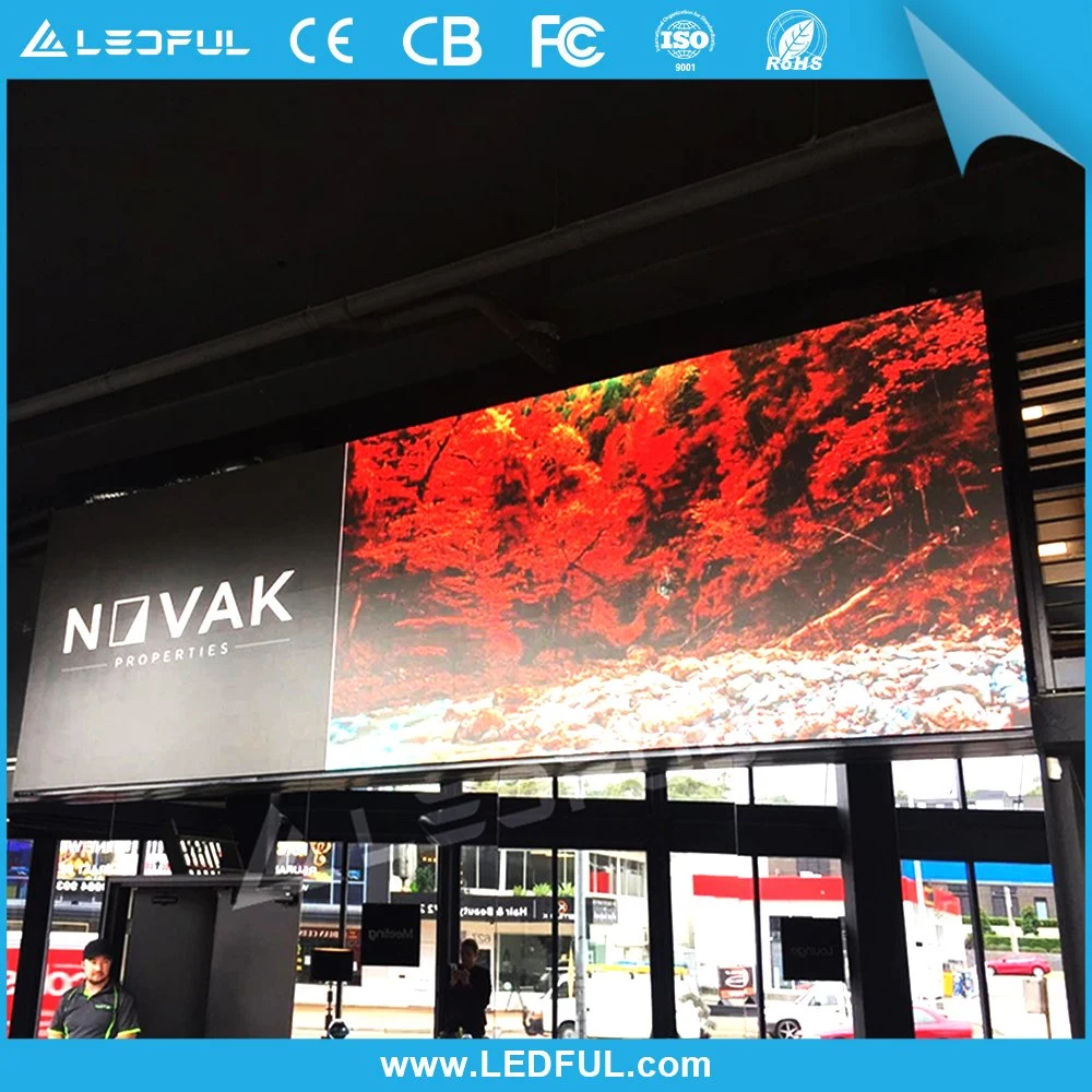 P10 doble exterior se enfrenta a la publicidad Display de LED de color giratoria