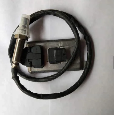 Factory High quality/High cost performance  Nox Sensor 5wk96733b 5wk96775A 5801754016 5801754014 5wk9 6733b for Iveco 24V