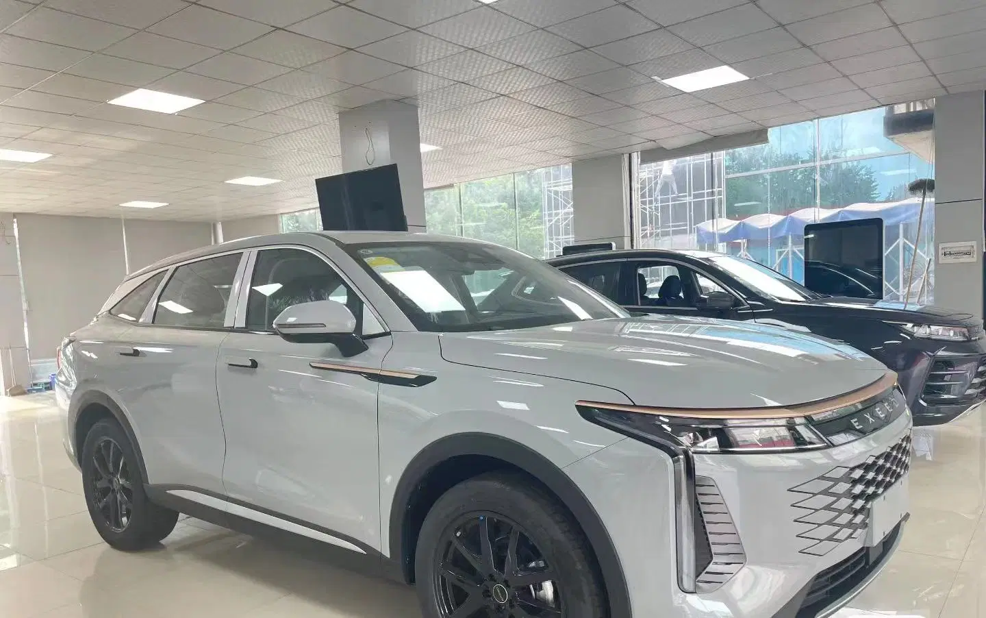 Cheryused EXE*D Rx 4WD Luxury Version средний SUV бензиновый автомобиль Автомобиль SUV с бензиновым двигателем, малый электромобиль, АКПП, Luxury Автомобиль с бензиновым двигателем