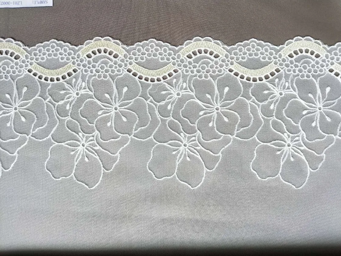 Embroidery Lace Fabric for Decoration Dress Lingerie or Bra for Ladies