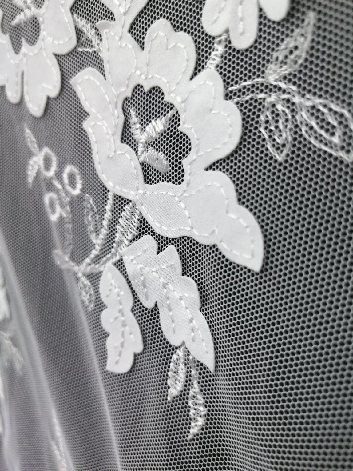 Nigeria Laces 3D Flowers Embroidery Bridal Tulle Laces Fabric for Wedding Dress
