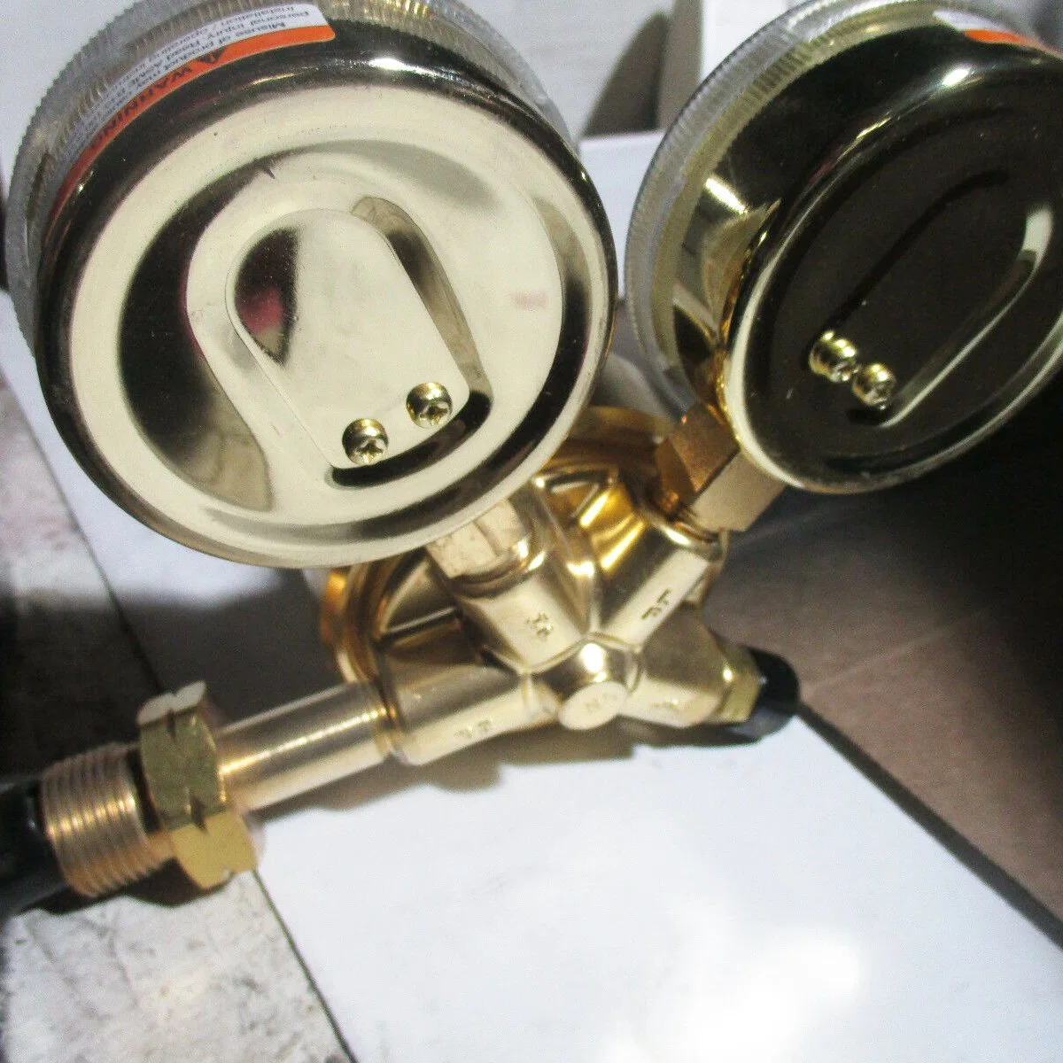 C2h2 Acetylene Ethyne Cylinder Gas Regulators with Pressure Gauges Harris Type Model 425-15-510 3000815 0-15 Psi 400 Psi Cga510