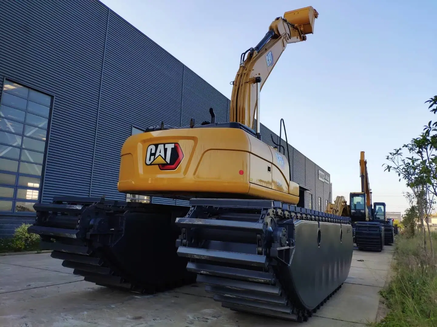 Cat320 Amphibious Swamp Excavator Mounted Dredge Pump Attachment for Shallow Water Solutions