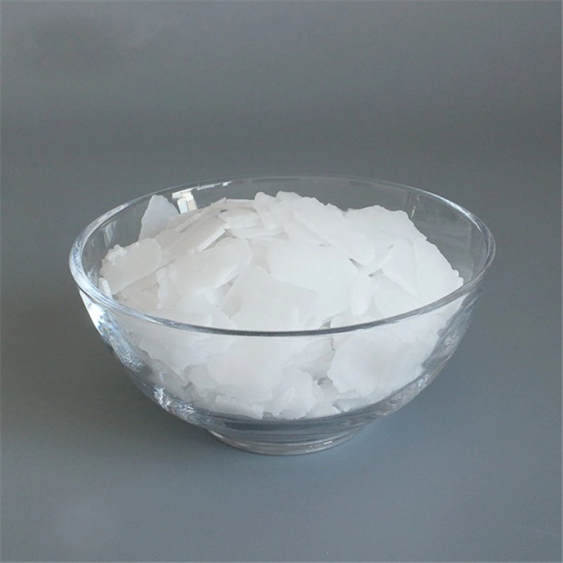 Sodium Hydroxide de qualité industrielle/Flocons de soude caustique pour la fabrication de papier CAS 1310-73-2.