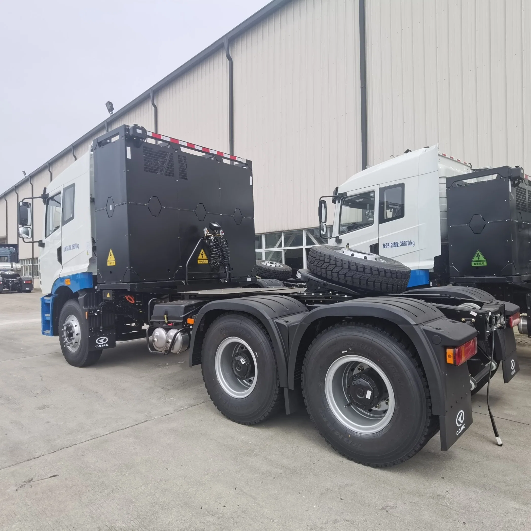 Veículo chinês CAMC máquina para venda Motor Primário 6*4 elevadores eléctricos de trator/motor principal