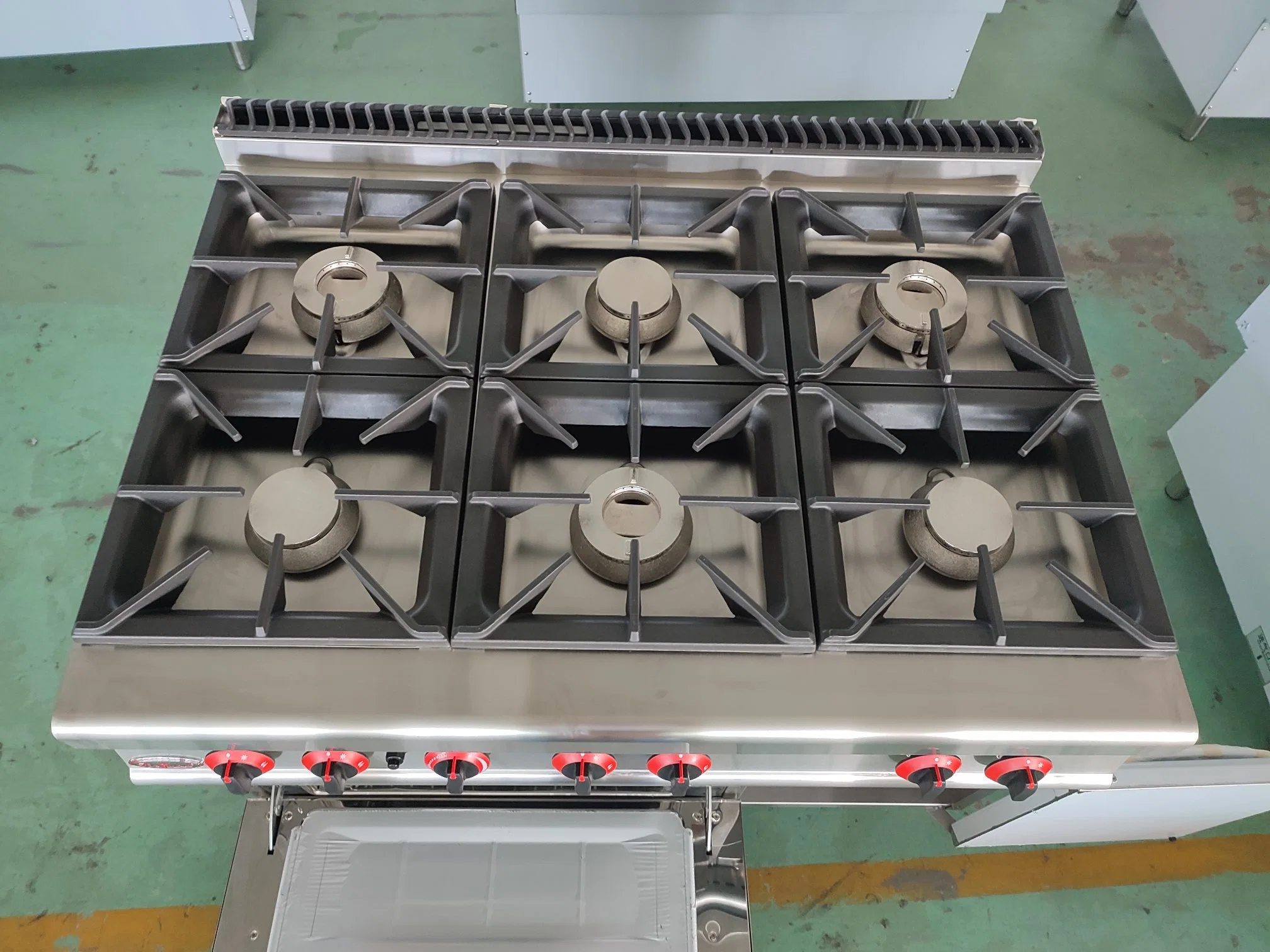 700 Series Gas Range 6-Burner with Gas Oven/Cabinet Gh-797A