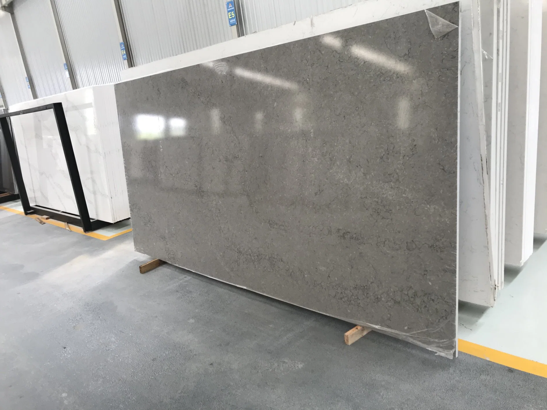 Turbin Grey Kitchen Cabinet Countertops Island Artificial Stone Slab Quartz Tiles