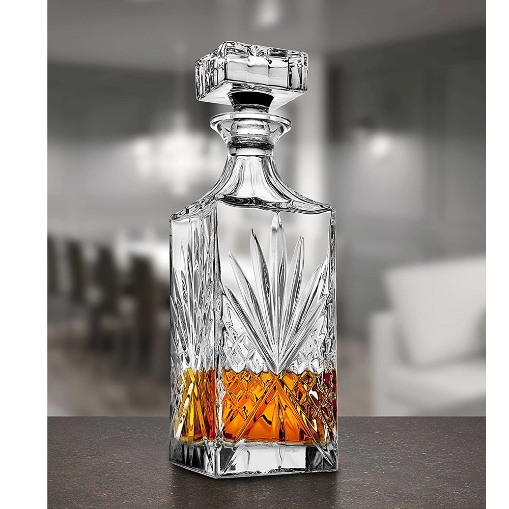 Decanter 750ml, Durable Liquor Carafe, Lead Free Crystal Serving Decanter, Italian Whisky Accessories with Glass