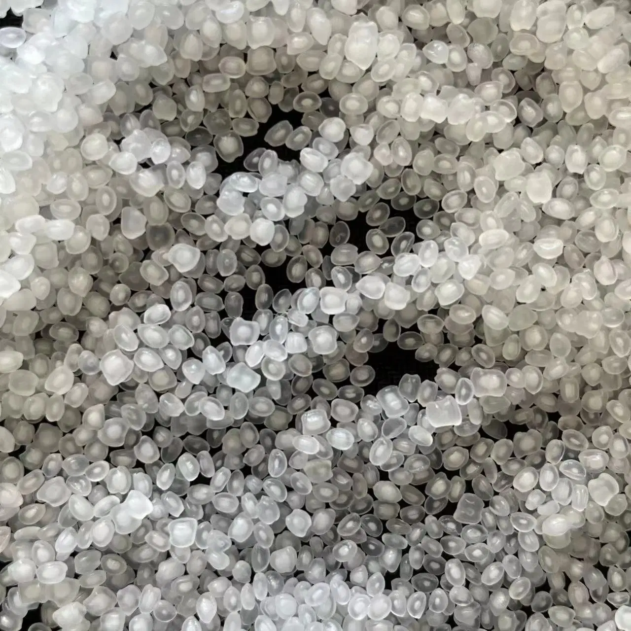 Factory Customized Plastic Material PP T30s Polypropylene PP Granules for Making Woven Bag