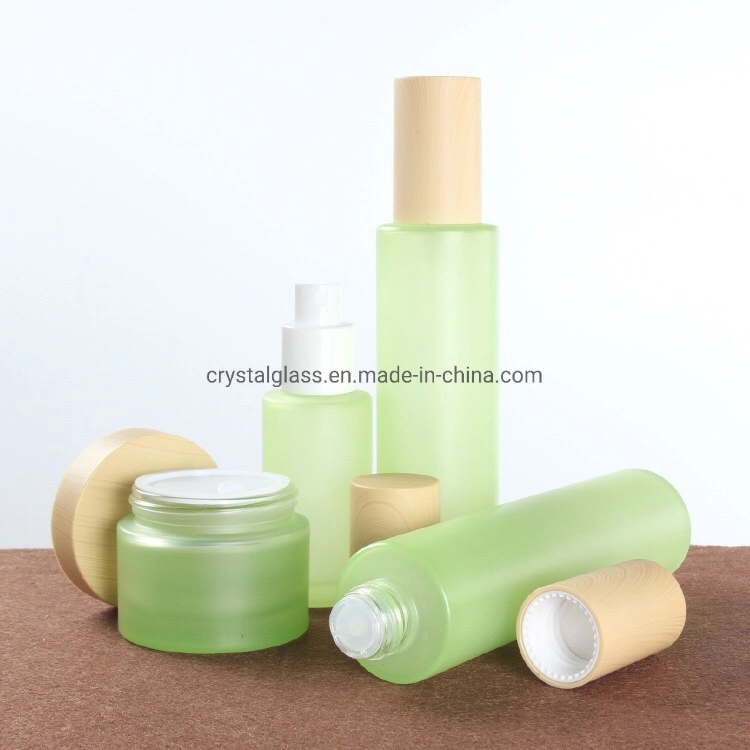 China Greenn Empty Cosmetic Container Set Factory Supply