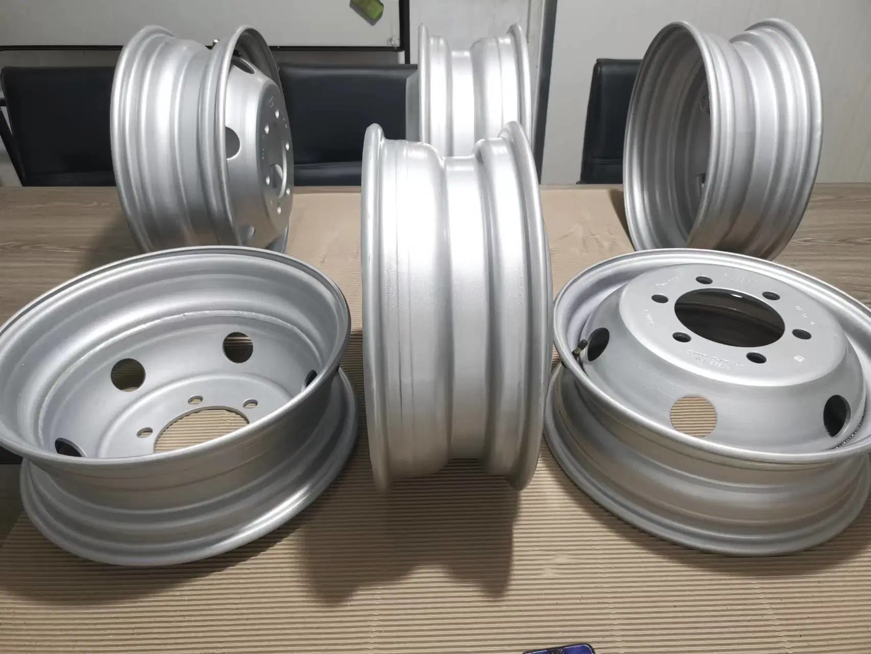 5.5jx16 Light Truck Wheel for Russia Market