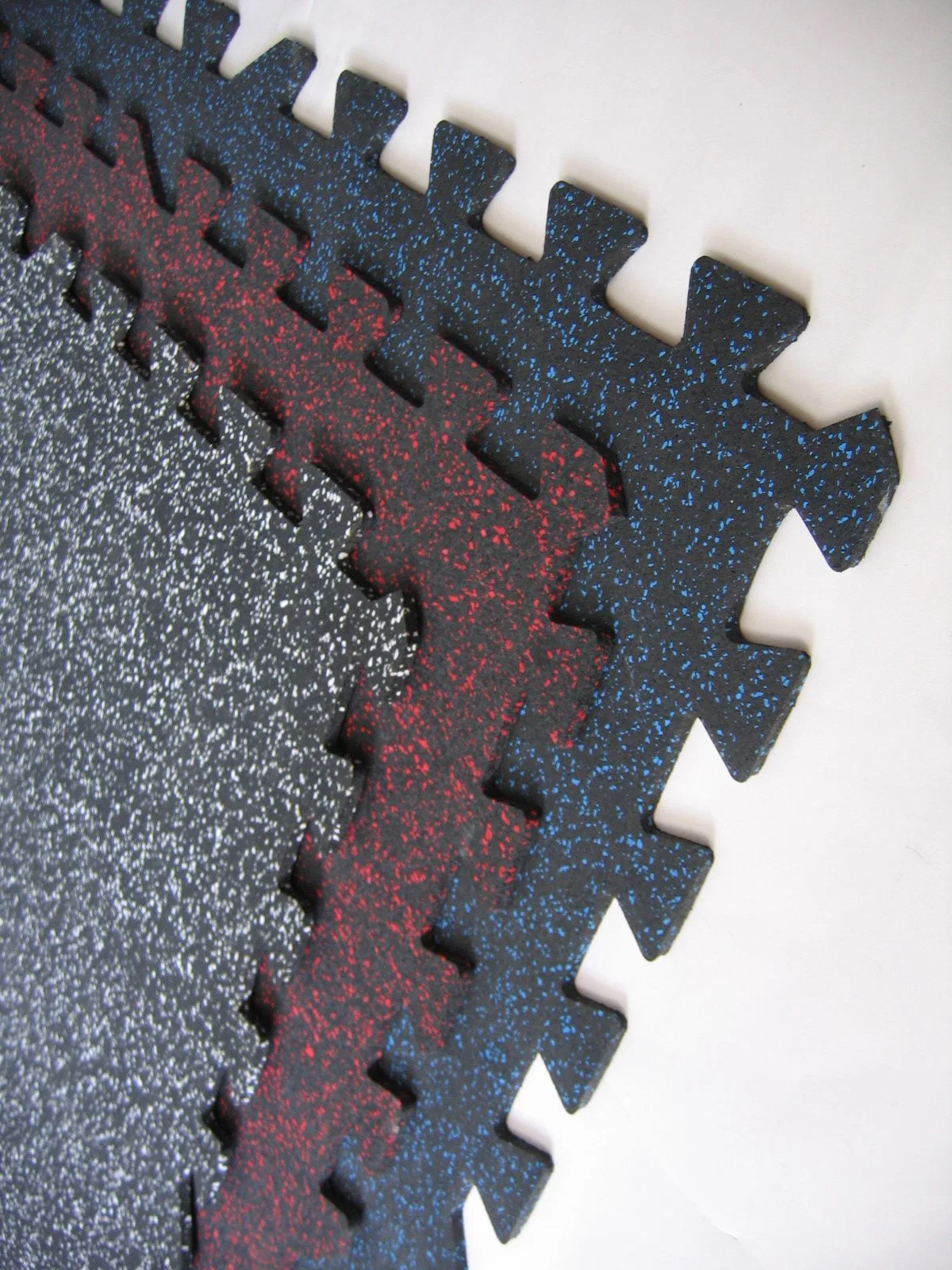 Interlocking Rubber Gym Floor for Crossfit Gyms / Jigsaw Mat