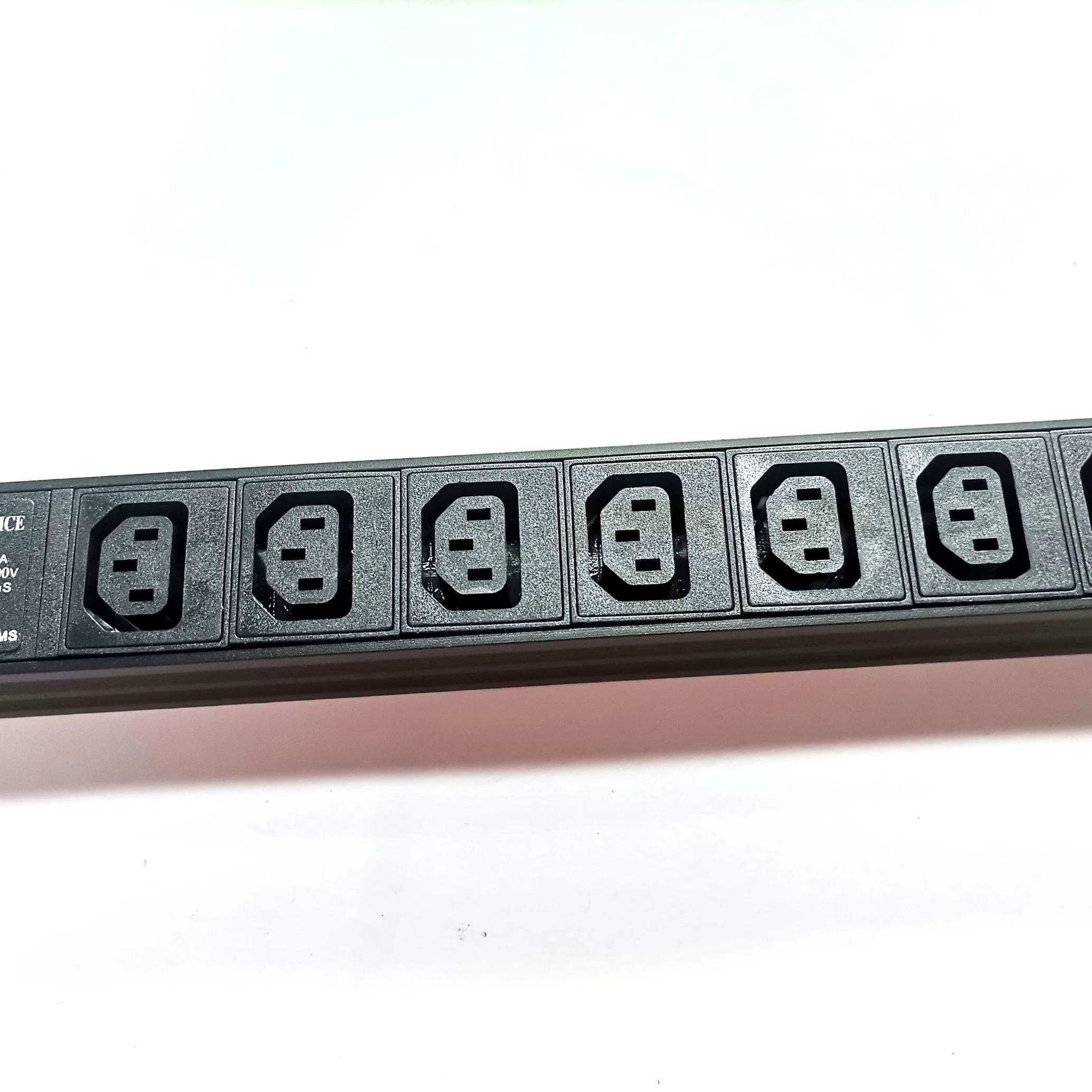 2500W Lighting Protection 8 Way IEC/C13 Type PDU 1u 19" Rack Mount Power Strip for Cabinet 250V 16A