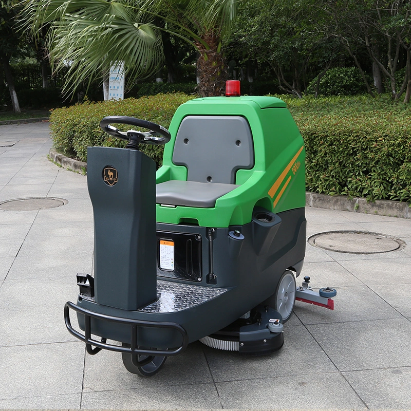 Driving Washing Vehicle Electric Auto Ride on Floor Scrubber Machine (DQX86B)